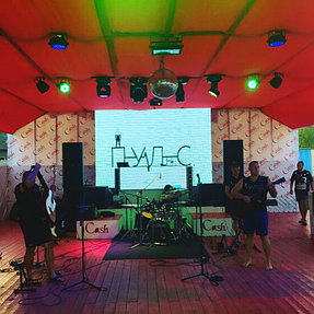 Аудіовізуальний супровід гурту Пульс Нічний клуб Cash Beach